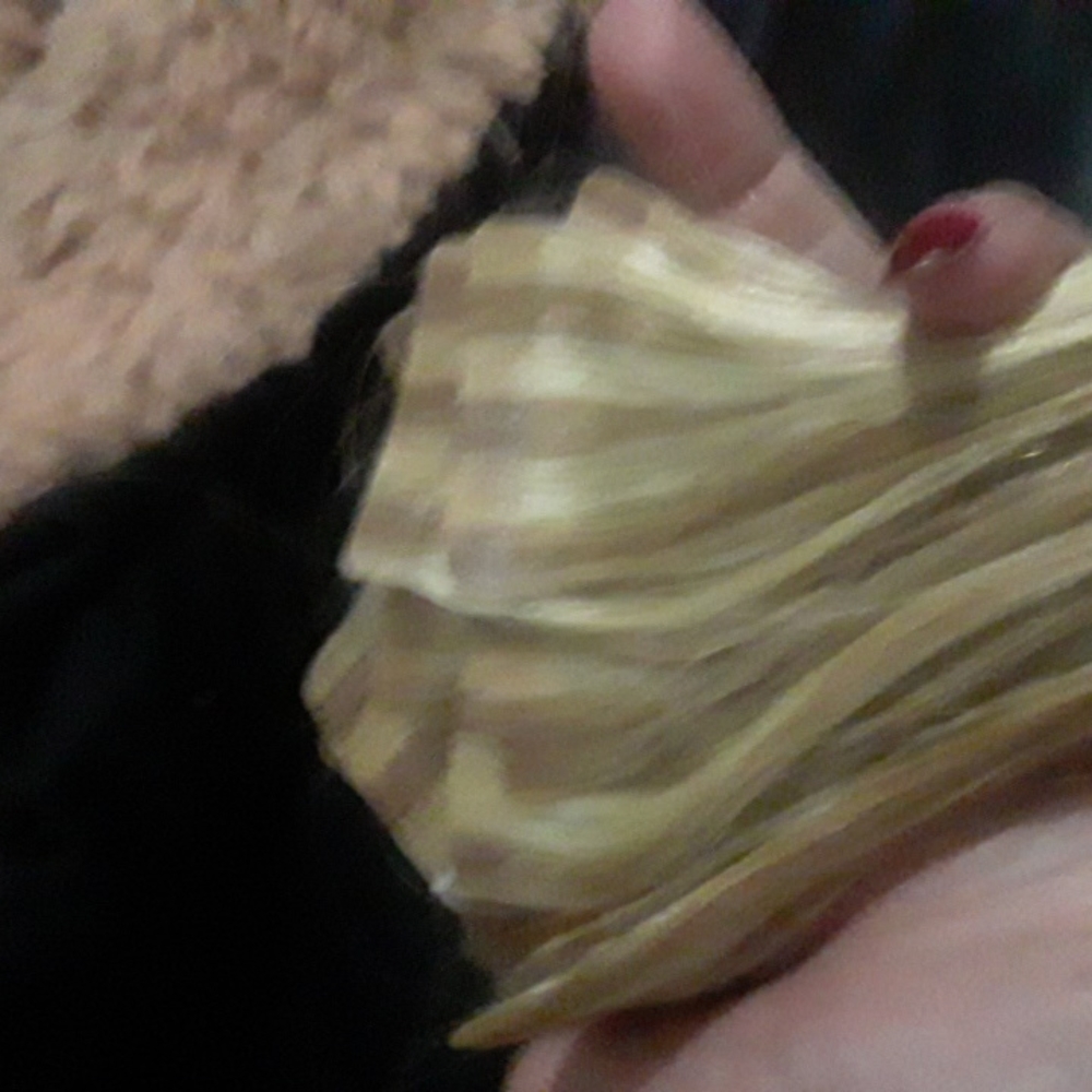 Tape in hair extensions   used one week human hair Remy hair